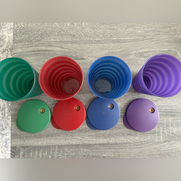TUPPERWARE cups with lids - Picture 2 of 4